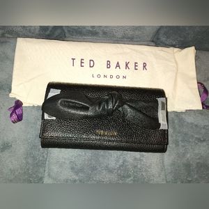 Black Ted Baker London Knotted Crossbody
